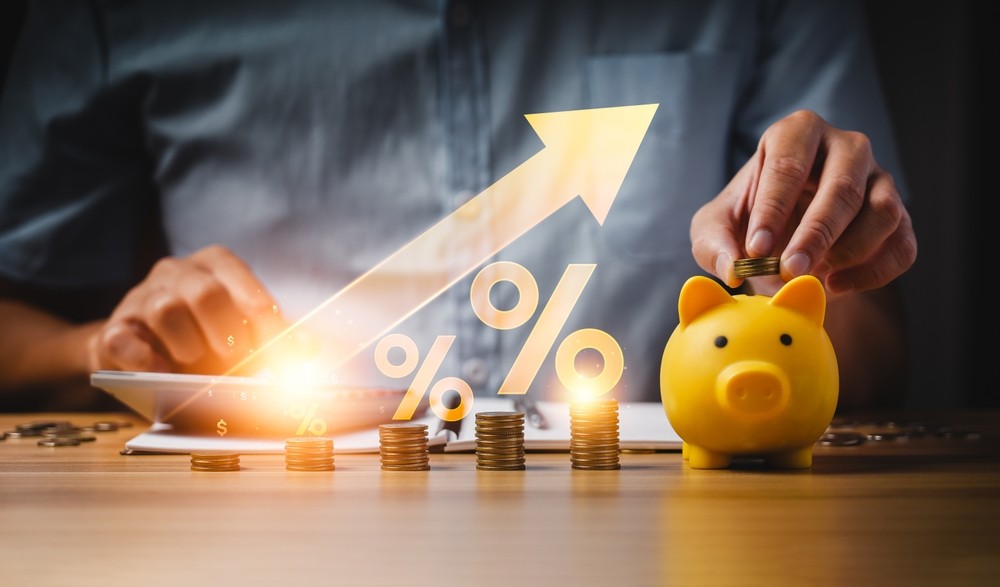 Banks Offering the Highest Interest Rates on Savings Accounts