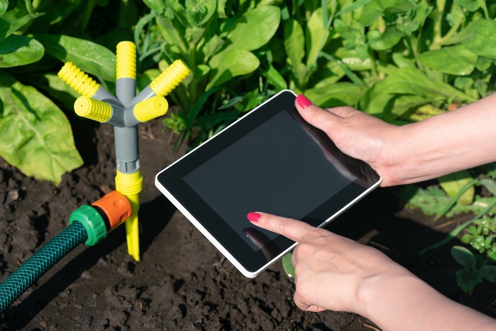 Smart Sprinkler Systems That You Can Set and Forget