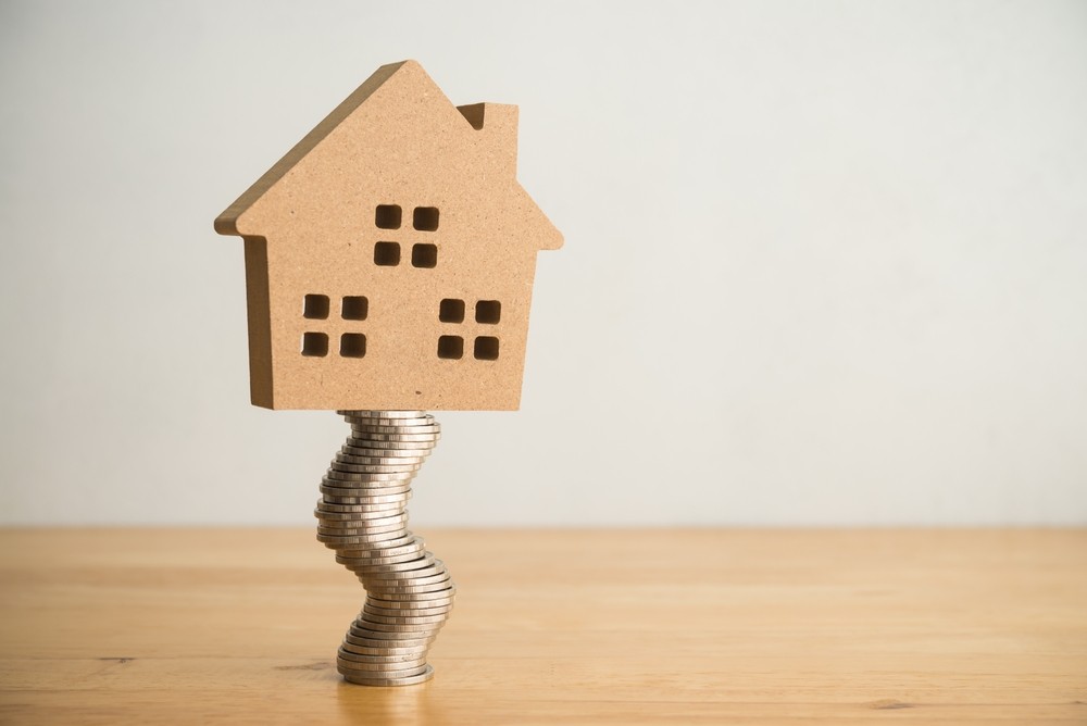 The Financial Benefits and Drawbacks of Paying Off a Mortgage Early